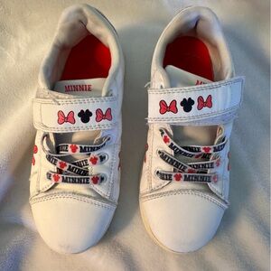 Disney MINNIE MOUSE Athletic Sneakers Girls Y3 White Slip On/Hook & Loop Strap